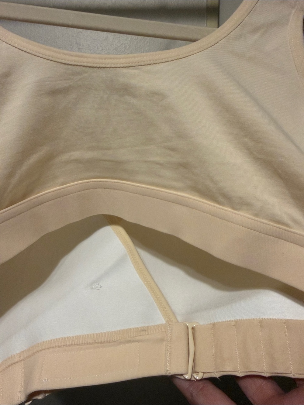 Soft SallyHug Ultimate Comfort Front-Wrap Bra, Nude Wireless Support 2XL - Picture 6 of 7